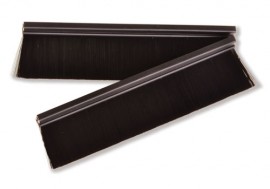 Antiference BR4 - Four module bristle for double gang frame